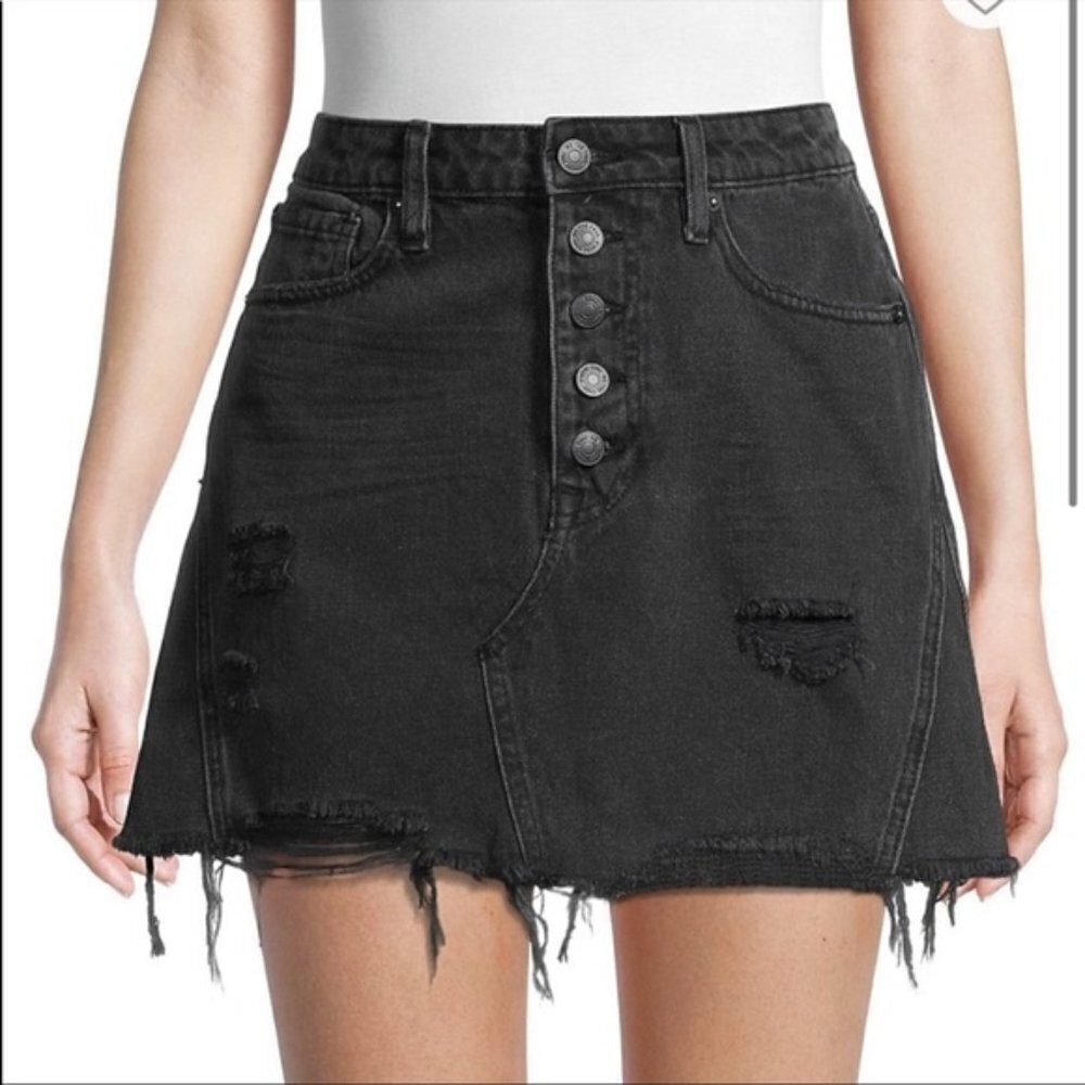 FREE PEOPLE We The Free Black Distressed Button Fly Mini Jean Skirt Size 25